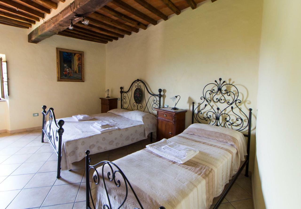 Le Dame Del Borgo Apartment Sassetta Bagian luar foto