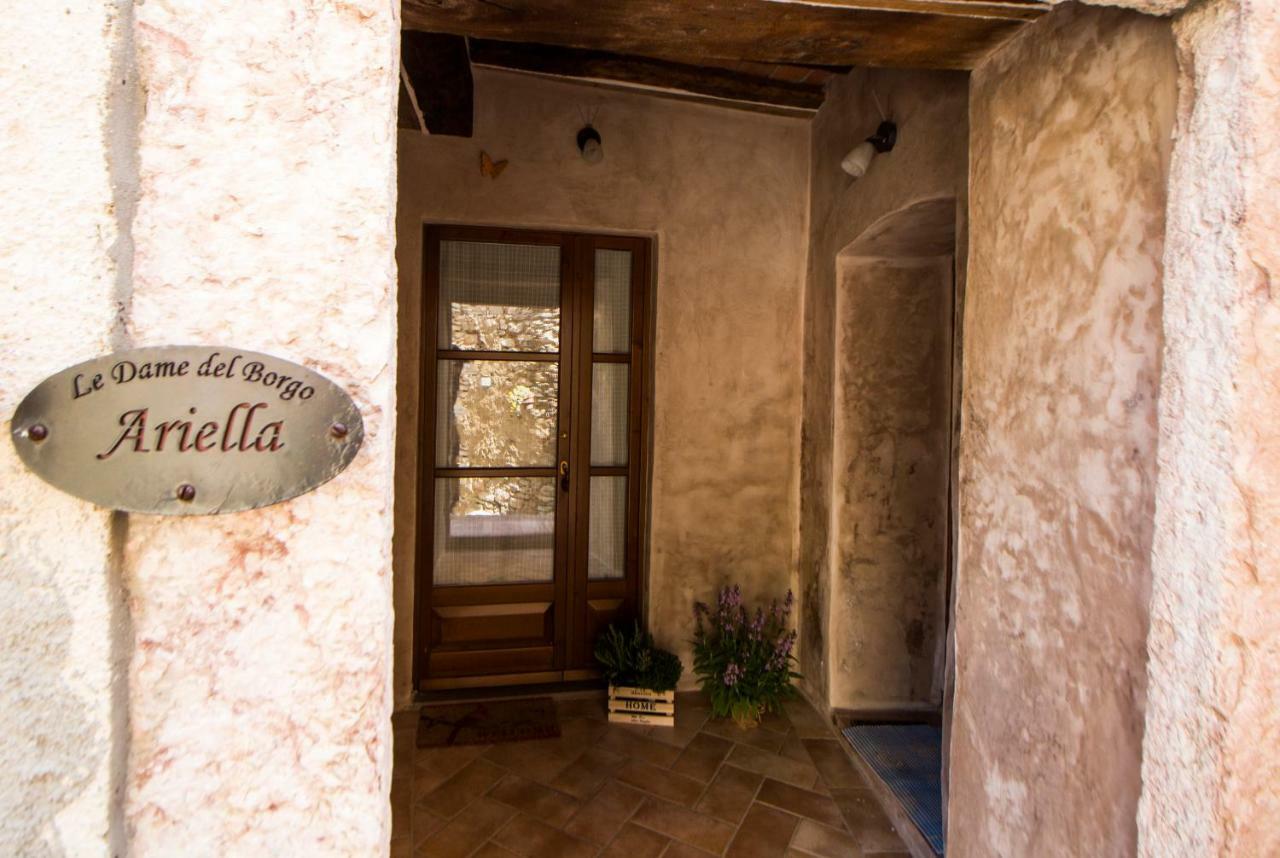 Le Dame Del Borgo Apartment Sassetta Bagian luar foto